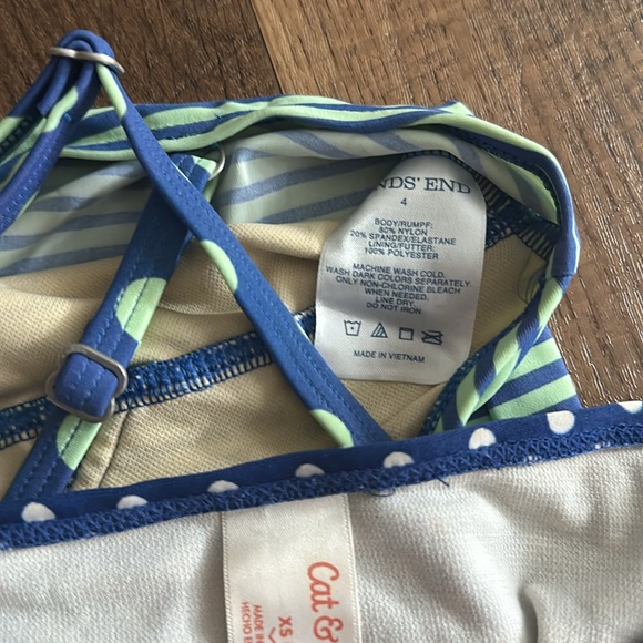 Youth Girl’s size XS/Small swimsuits/swimwear Lot Disney store, Souris Mini, etc - Picture 11 of 11